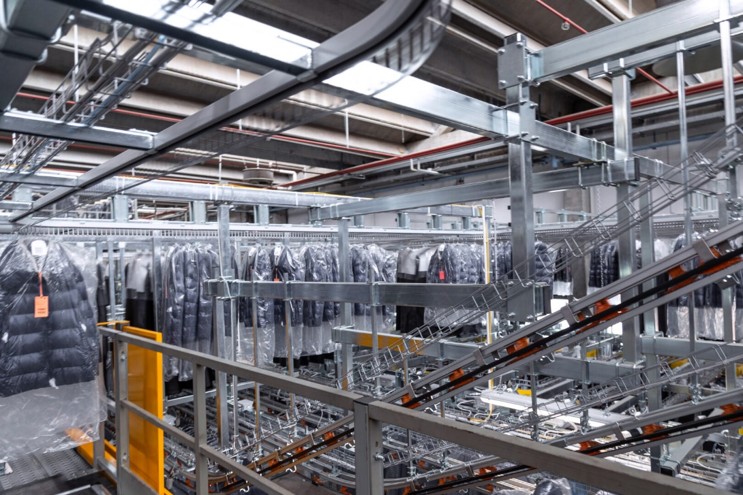 动态存储输送线